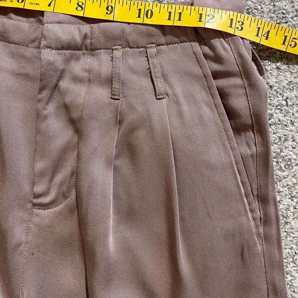 Sold  - Picture 5 of 6